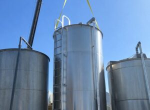 貯蔵タンク据付